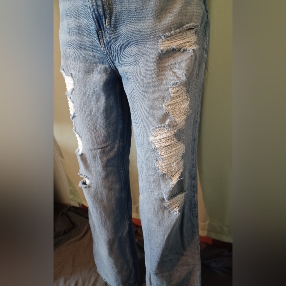 Fashion Nova Blue Wide Leg Distressed Jeans - Picture 8 of 11